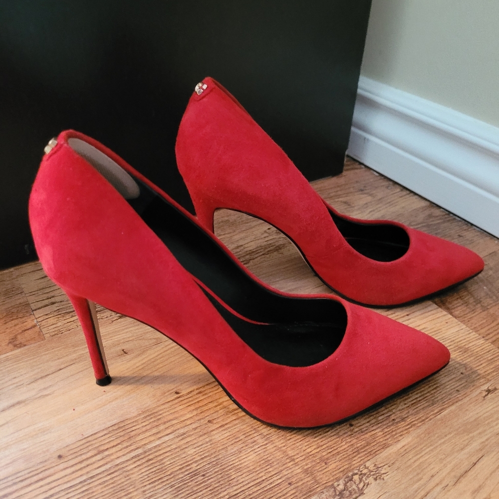 Guess RED Suede Heels